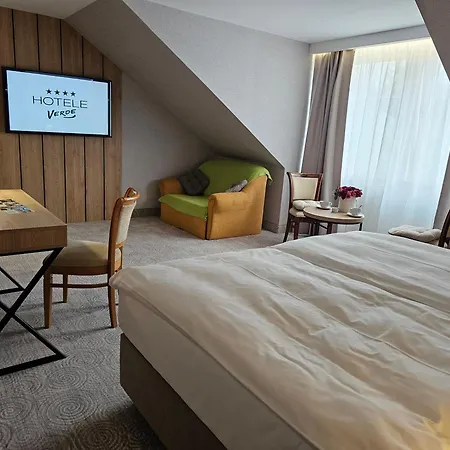 Hotel Verde Hotel 3*