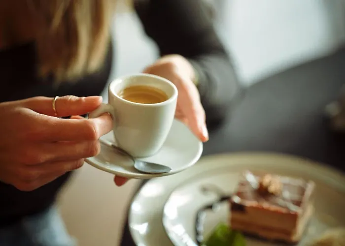 מלון Hotel Verde 3*