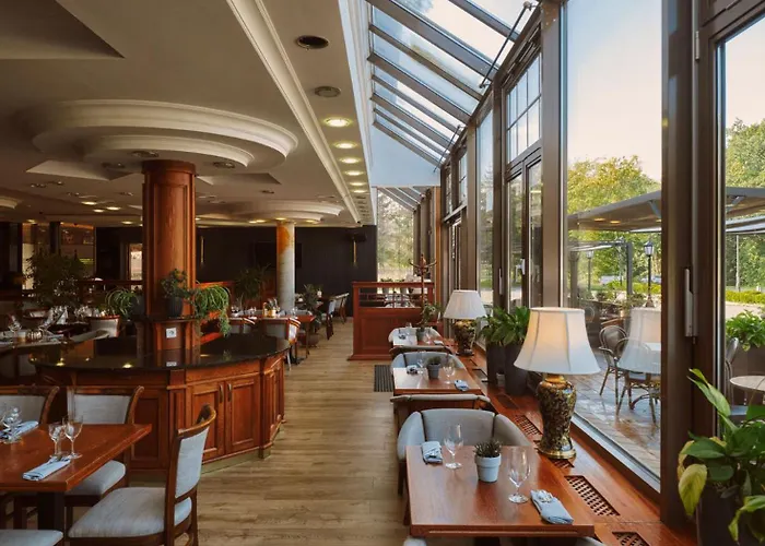 Hotel Verde מלון 3*